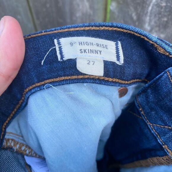 Madewell 9” High Rise Skinny Dark Wash Jeans | 27 - Picture 4 of 5